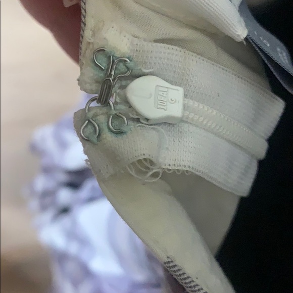 Old Navy plaid smocked dress in purple and white L - Picture 8 of 10